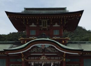 菅原道真公をお祀りした神社は全国に約1万2千社ありますが、当宮創建をもって「扶桑菅廟最初」日本で最初に創建された天神さまと称しています。