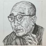 1894-1965を生きた小説家であり評論家。早稲田大学政治経済学部卒業後、1923(大正12)年に「二銭銅貨」で作家デビュー。欧米の探偵小説に影響を受けながら、日本独自の推理小説を確立した。その後「D坂の殺人事件」「人間椅子」など独創的なトリックで読者を魅了する。そして代表作である少年向け「怪人二十面相」シリーズなど、幻想・怪奇・倒錯を織り交ぜた作風で人気を博した。戦後は評論や編集活動を通じて推理小説の普及に尽力。1954(昭和29)年には「江戸川乱歩賞」を創設し、後進の育成にも貢献した。