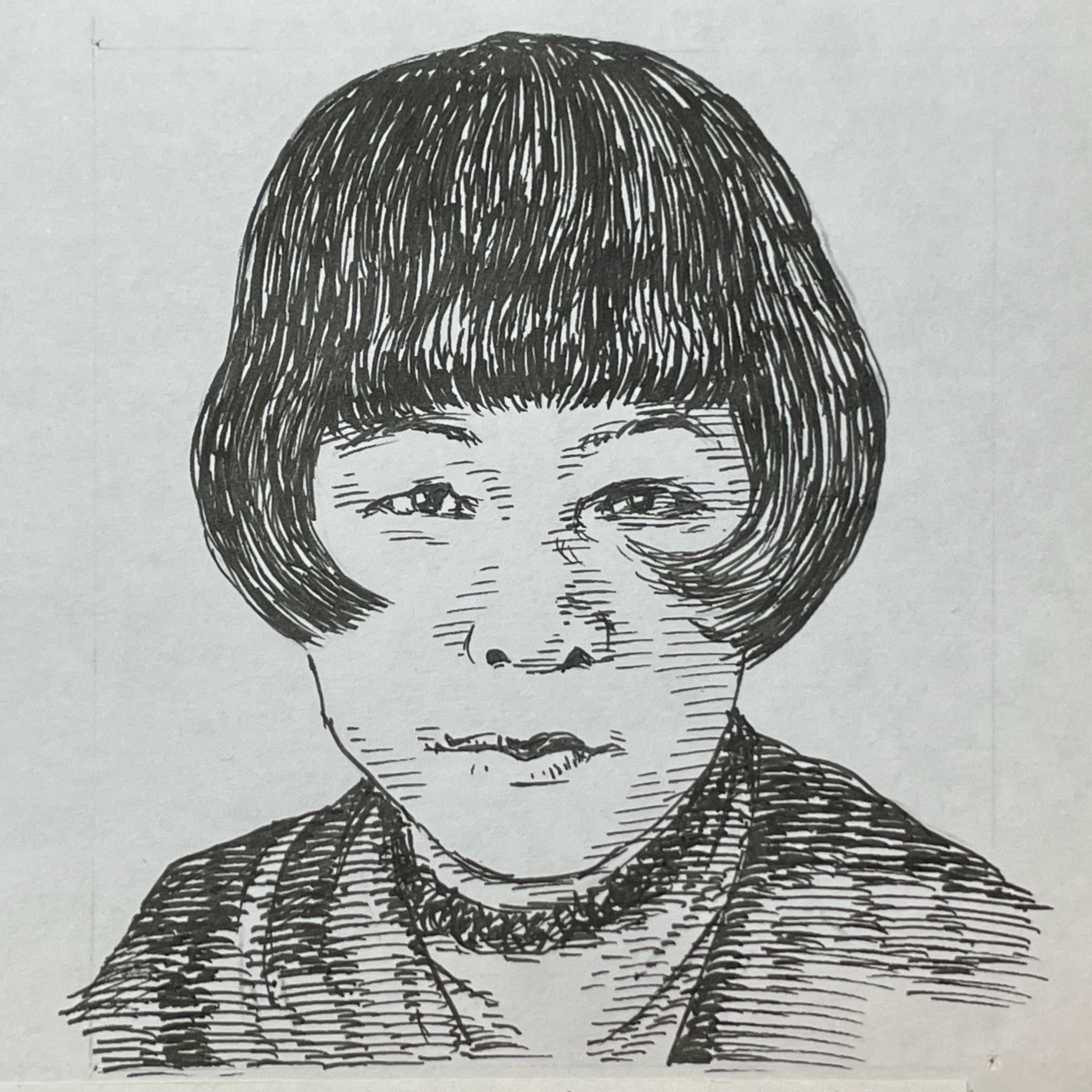 1903-1946を生きた童話作家。上京後、自由学園に入学し、園長の羽仁もと子に認められ絵雑誌「子供之友」に童話、童謡を寄稿。同誌に挿絵を書いていた小説家であり、画家の村山知義と結婚。夫と二人三脚で、「泣いてゐるお猫さん(1933)」、「あめくん(1939)」など、ユーモアに満ちた作風で、戦前の近代児童文学における女性作家の先駆者の一人として活躍した。戦後間もなく43歳で病没。