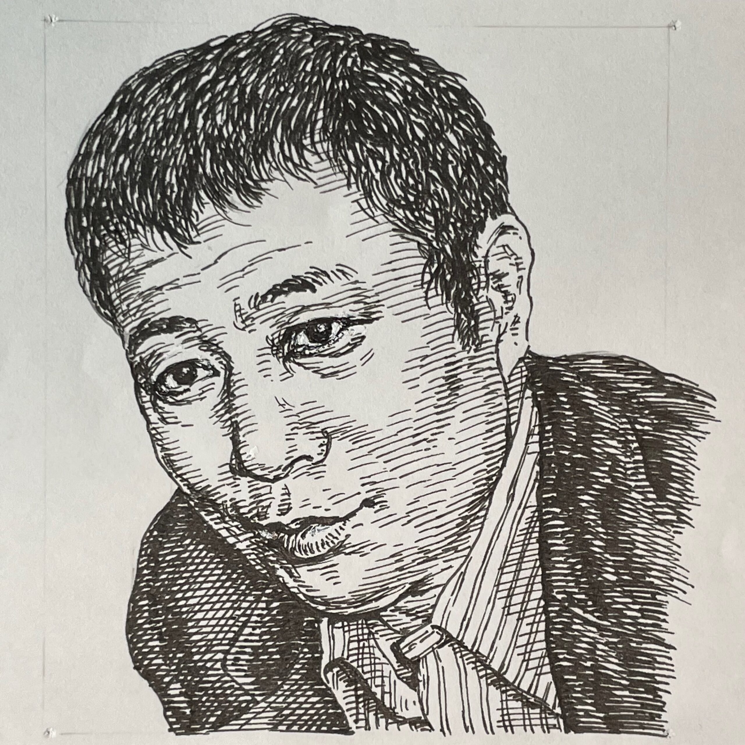 1935-1983を生きた歌人であり劇作家。10代のころより詩歌を描き、山口誓子や中村草田男などに選者を依頼して全日本高校生俳句コンクールを催す。早稲田大学に進学後「チェホフ祭()」50首で短歌研究第2回新人賞を受賞し文壇にその名を刻み始める。1959年には、谷川俊太郎の勧めでラジオドラマを描き、篠田正浩監督作品のシナリオを担当。1967(昭和42)年には演劇集団「天井桟敷」を結成し、実験的な舞台作品に取り組む。また漫画「あしたのジョー」のアニメ主題歌の作詞でもその名を刻んだ。前衛芸術時代の寵児となるも、持病が悪化し47歳で早世。短い生涯の中で、既成概念を打ち破り、表現の自由を極限まで追求した文学家であった。